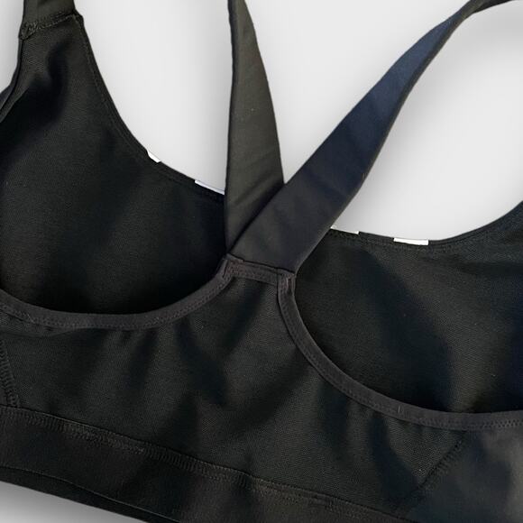 IVY PARK NWOT COLOR BLOCK LOGO BLACK MESH LINED SPORTS BRA LARGE - Picture 4 of 11